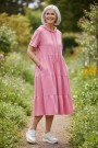 Rosa hettekjole i lin og bomull thumbnail