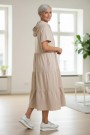 Beige hettekjole i lin og bomull thumbnail