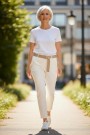 Hvit bukse thumbnail