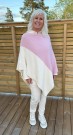 Rosa og creme poncho thumbnail
