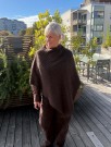 Brun poncho thumbnail