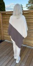 Brun og creme poncho thumbnail
