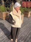 Creme vendbar vest m 