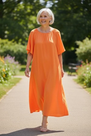 Orange rundhalset viskosekjole