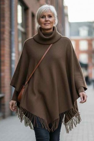 Brun poloponcho m frynser