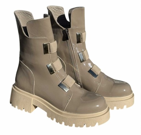 Taupe lakk skinnskolett m stretch i front