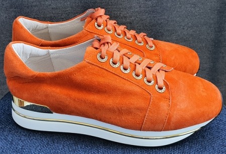Orange semskede sneakers